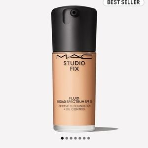 C4 NIB MAC Studio Fix Fluid Foundation